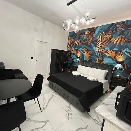 Suites - Ghibellina 92 Флоренция Экстерьер фото