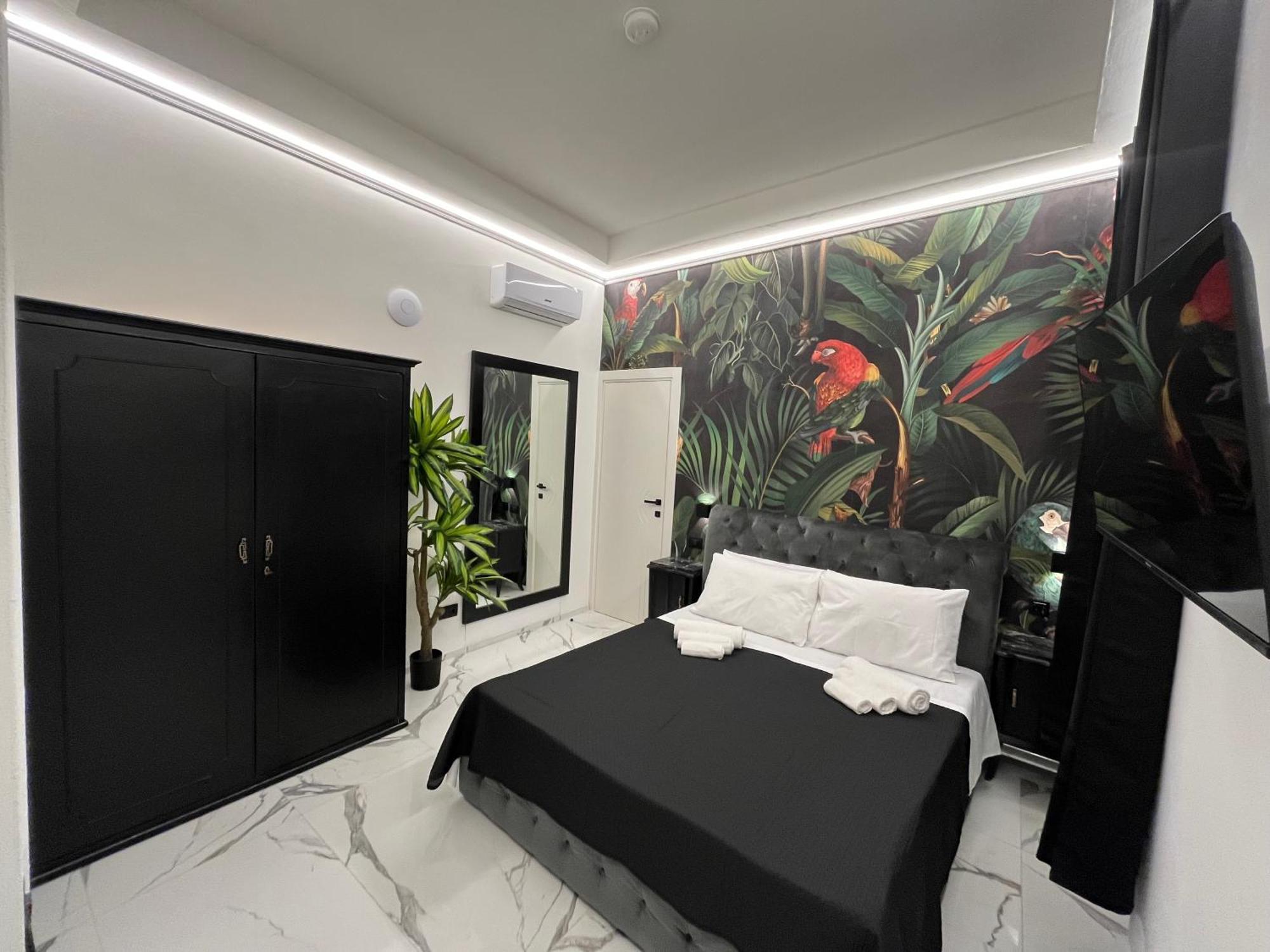 Suites - Ghibellina 92 Флоренция Экстерьер фото